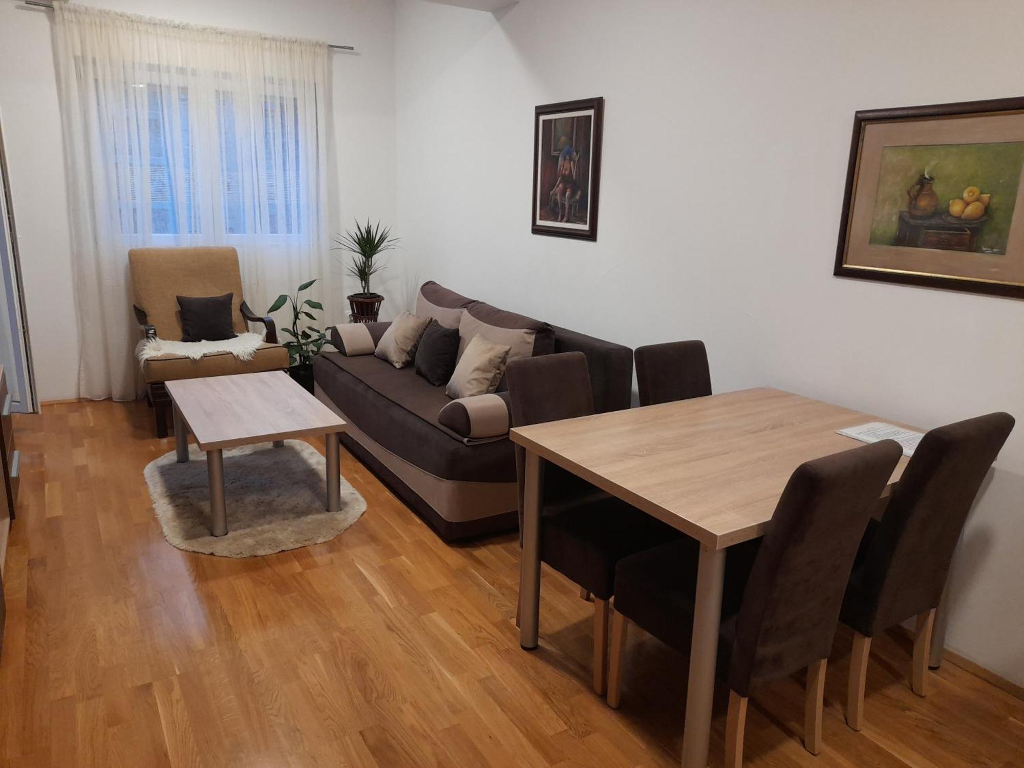Ogi Apartman Διαμέρισμα Ποντγορίτσα Εξωτερικό φωτογραφία